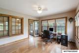 715 Hampshire Ave - Photo 18