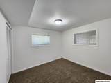 1320 Hampshire - Photo 13