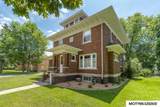 221 7th Nw - Photo 2