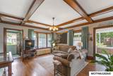 221 7th Nw - Photo 5