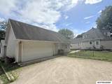 609 Massachusetts - Photo 2