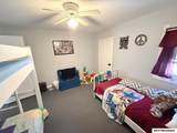 609 Massachusetts - Photo 21