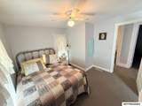 609 Massachusetts - Photo 23