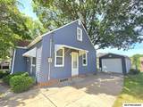 1046 1st Ne - Photo 2