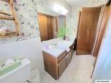1009 Manor Dr - Photo 16