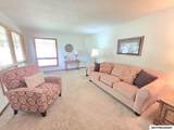 1009 Manor Dr - Photo 6