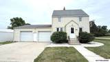 906 13th St - Photo 2