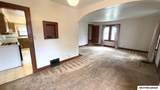 906 13th St - Photo 9