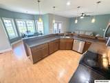 904 Poplar St - Photo 12