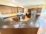 904 Poplar St - Photo 8