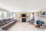 22 Charlestown Sq - Photo 6