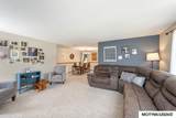 22 Charlestown Sq - Photo 8
