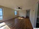 707 16th Se - Photo 2
