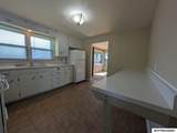 707 16th Se - Photo 5