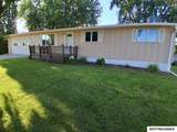 220 Main St - Photo 2