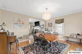 212 Vermont - Photo 12