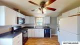 904 College St - Photo 4