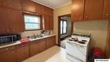 242 14th Se - Photo 8