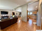 260 E Henschen - Photo 12