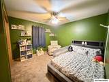 260 E Henschen - Photo 39