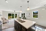 635 Briarstone Dr #10 - Photo 13