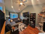 716 9th Ne - Photo 2
