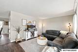 7 Parkwood Pl - Photo 3