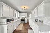 7 Parkwood Pl - Photo 8