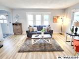 206 3rd St - Photo 3
