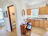 823 15th Se - Photo 11