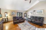 11 Knollwood Ct - Photo 3