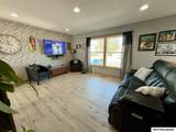 811 9th Nw - Photo 8