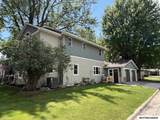 715 12th St - Photo 2