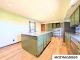 1437 270th St - Photo 9