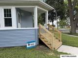 403 1st Nw - Photo 4