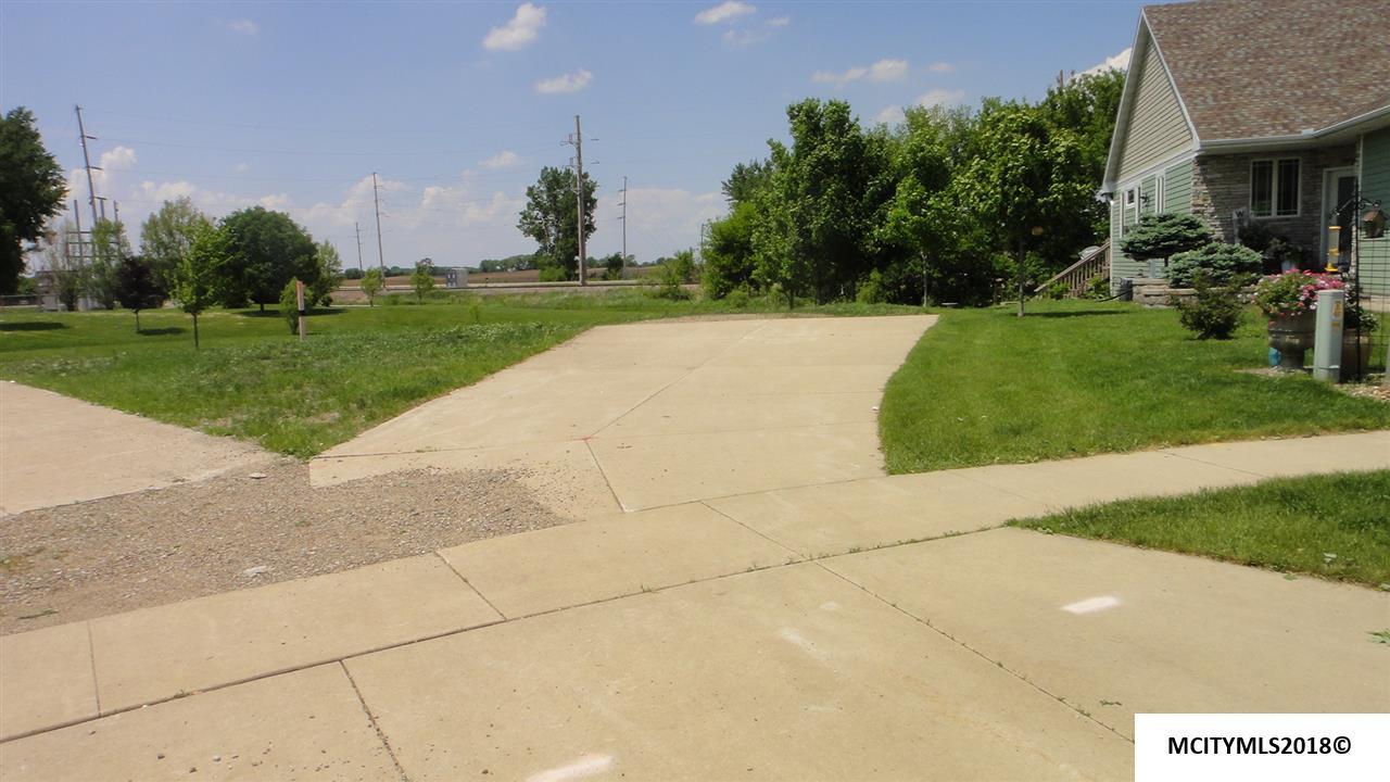 107 Lakeview Meadows Ct - Photo 1