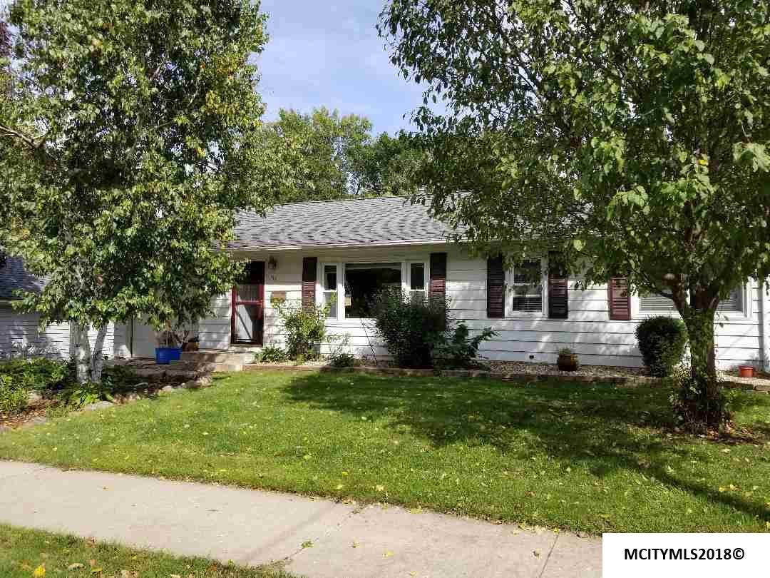 115 Hampshire Pl - Photo 1