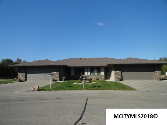 520 River Bend Dr - Photo 1