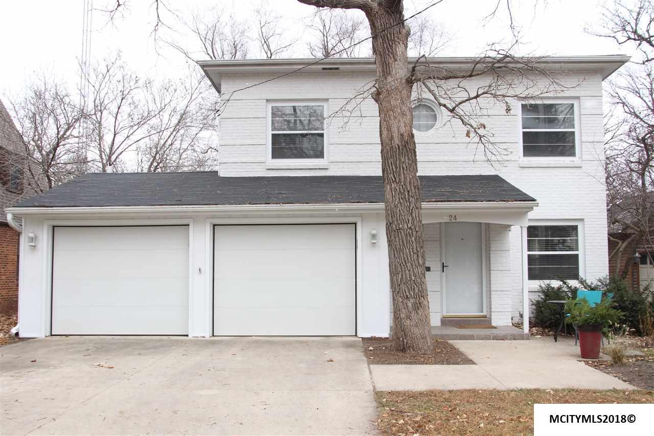 24 Oak Dr - Photo 1
