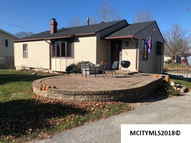 1322 Shore Dr - Photo 1