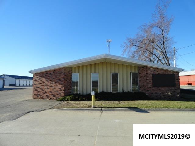 2817 4th Se - Photo 1