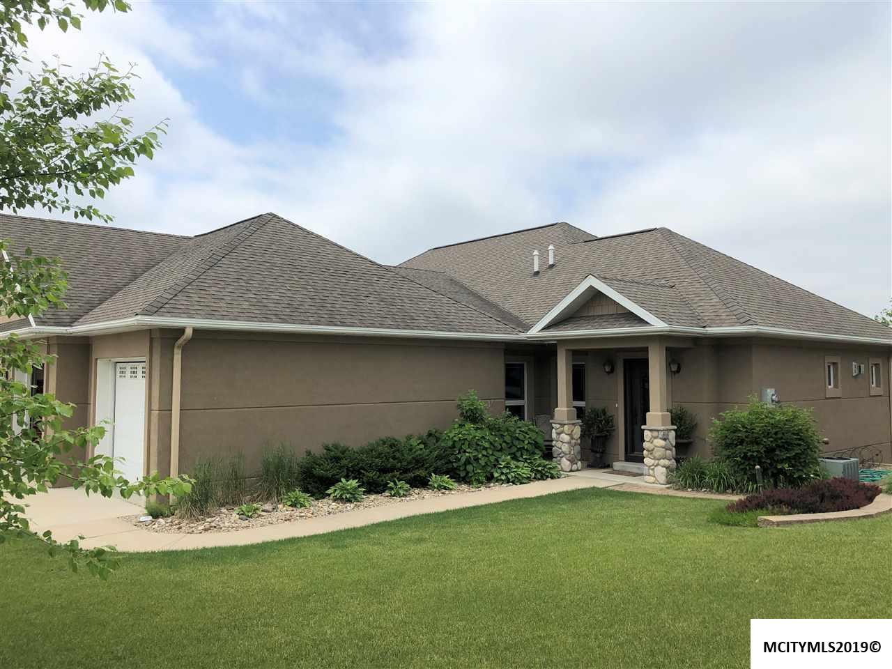 512 Lexington Dr - Photo 1