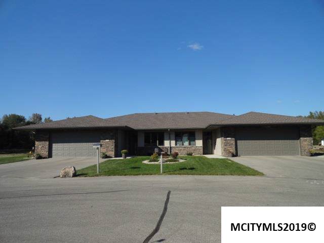 523 River Bend Ct - Photo 1