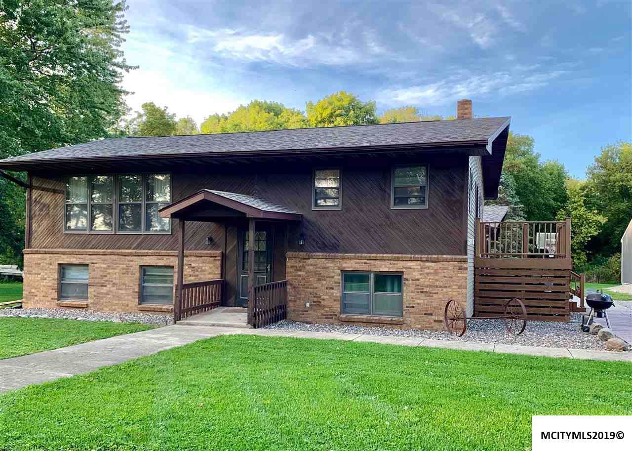 1862 500th St - Photo 1