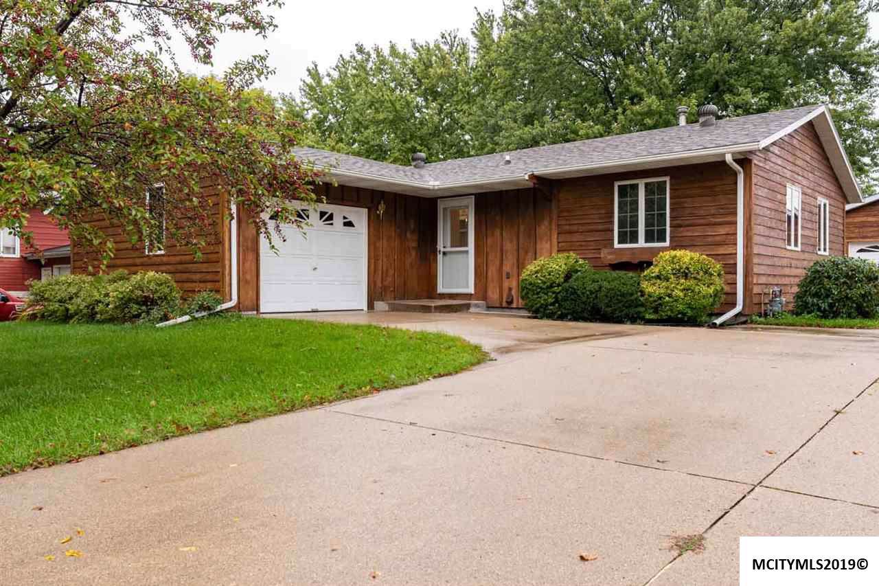 109 Oakridge Dr - Photo 1