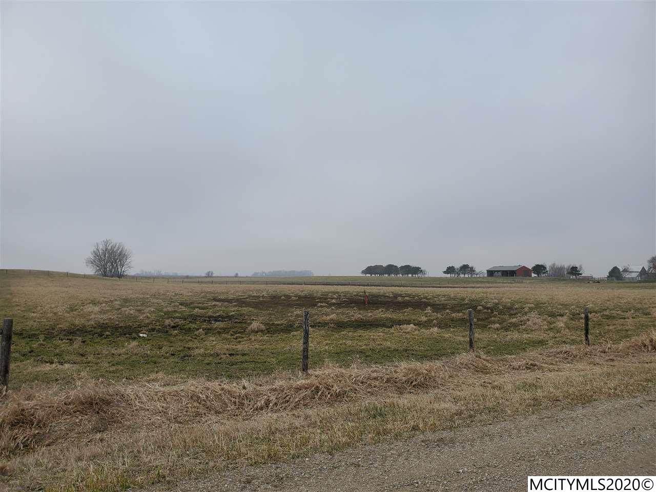 1055 200th St - Photo 1