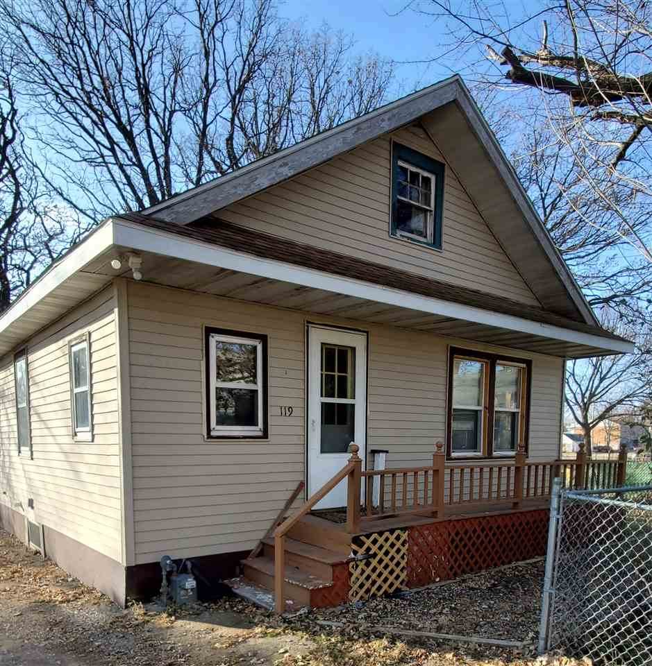 119 14th Ne - Photo 1