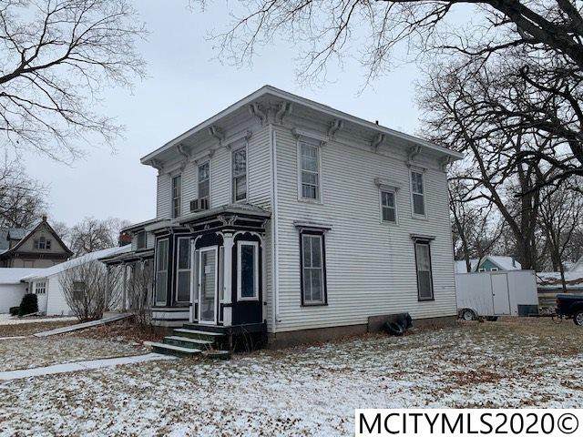 300 Kelly St - Photo 1