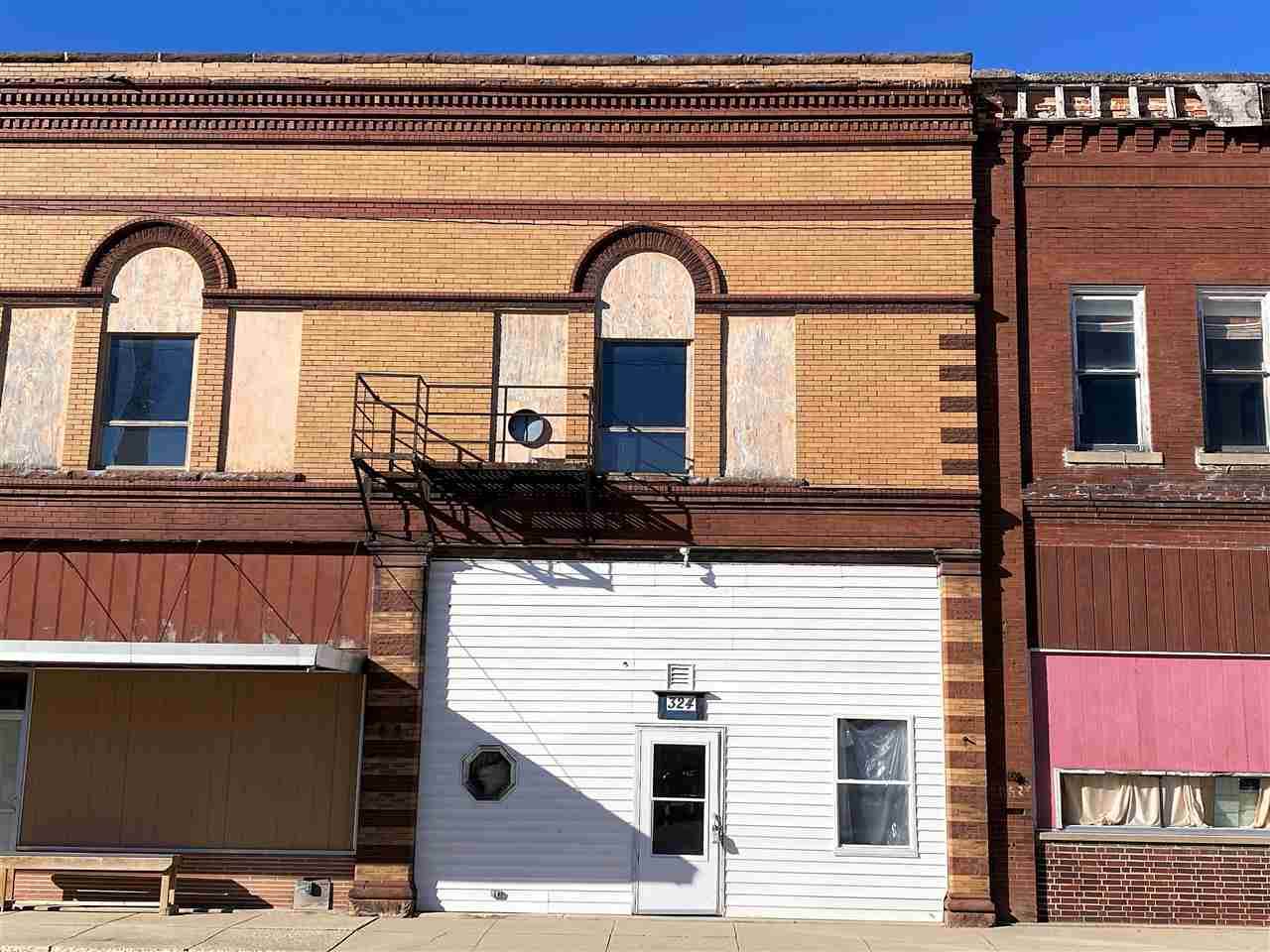 324 Main St - Photo 1