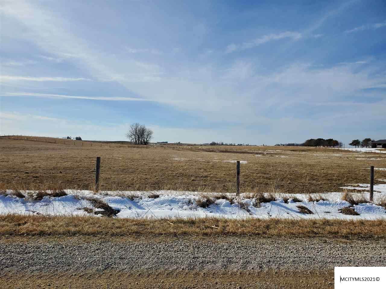 1055 200th St - Photo 1